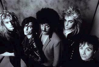 thinlizzy11.jpg